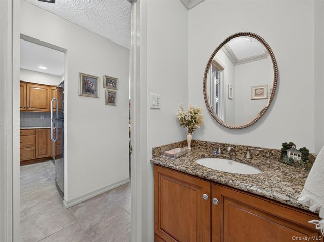 45 Heritage Drive E, New City, NY 10956