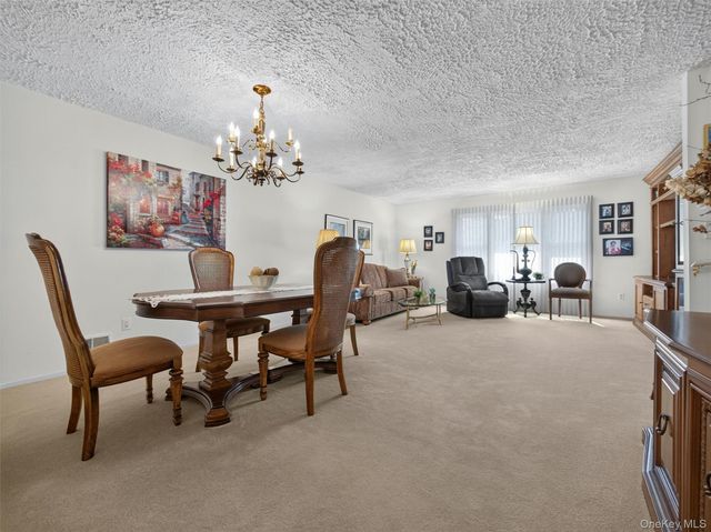 45 Heritage Drive E, New City, NY 10956