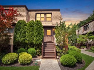 45 Heritage Drive E, New City, NY 10956