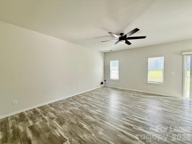 6328 Revolutionary Trail, Charlotte, NC 28217