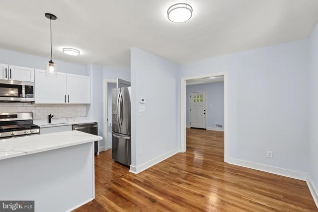 404 BURBANK ST SE, Washington, DC 20019