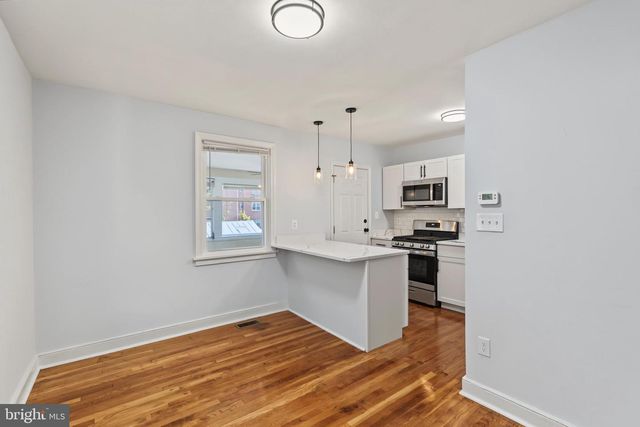 404 BURBANK ST SE, Washington, DC 20019