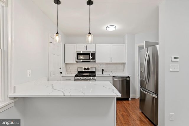 404 BURBANK ST SE, Washington, DC 20019