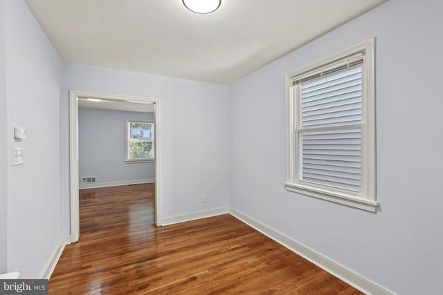 404 BURBANK ST SE, Washington, DC 20019