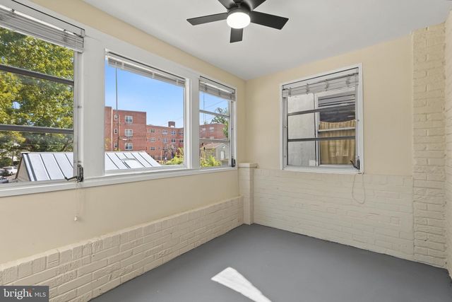 404 BURBANK ST SE, Washington, DC 20019