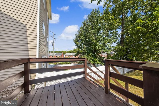 404 BURBANK ST SE, Washington, DC 20019