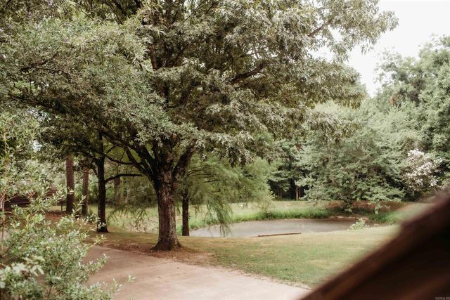 1897 S 12th Avenue, Piggott, AR 72454