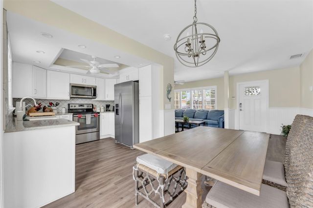 9860 NW 3rd Street, Pembroke Pines, FL 33024