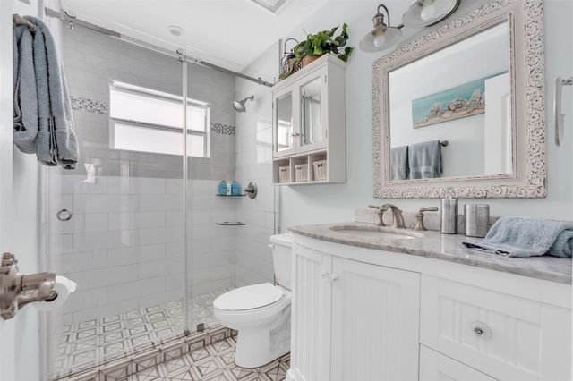 9860 NW 3rd Street, Pembroke Pines, FL 33024