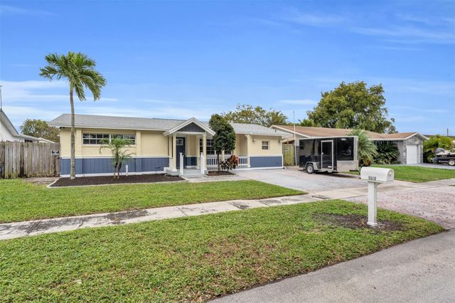 9860 NW 3rd Street, Pembroke Pines, FL 33024