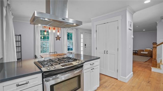 485 Spring Street, Newport, RI 02840