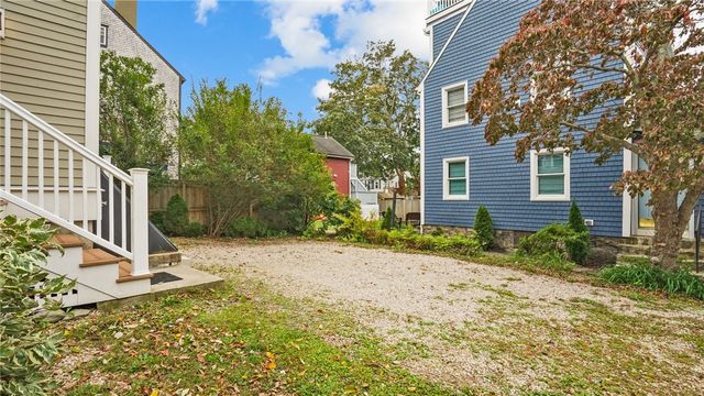 485 Spring Street, Newport, RI 02840
