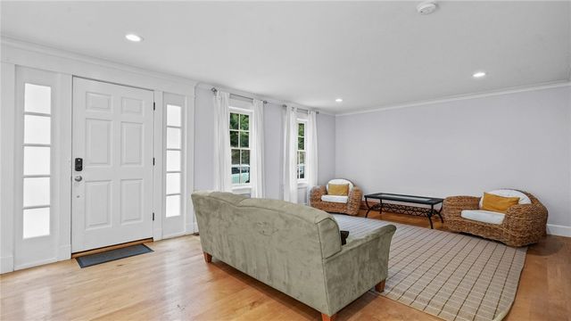 485 Spring Street, Newport, RI 02840