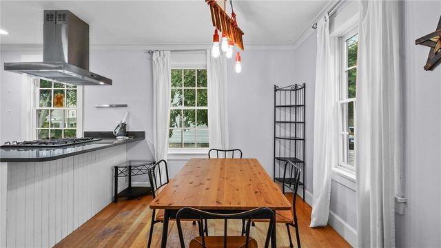 485 Spring Street, Newport, RI 02840