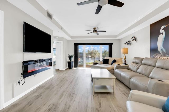 3322 PURPLE MARTIN DRIVE 125, Punta Gorda, FL 33950