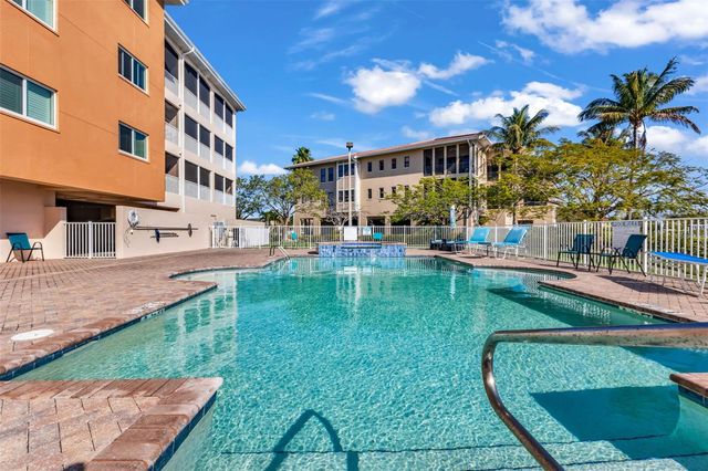 3322 PURPLE MARTIN DRIVE 125, Punta Gorda, FL 33950