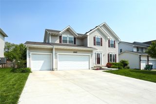 12417 Airline Avenue, Urbandale, IA 50323