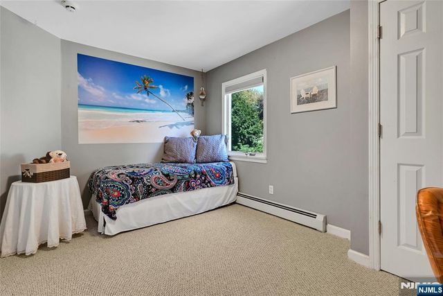 1000 Alpine Drive, Teaneck, NJ 07666
