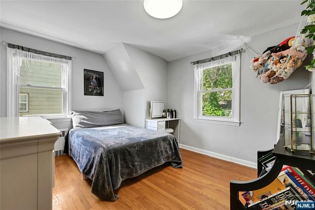 1000 Alpine Drive, Teaneck, NJ 07666