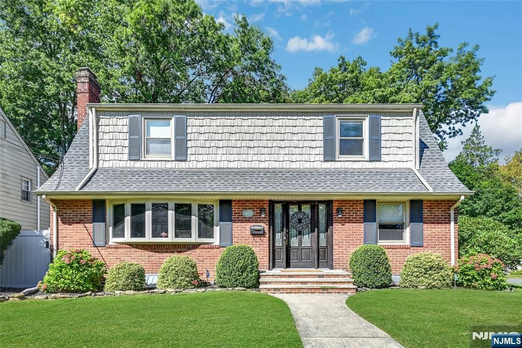 1000 Alpine Drive, Teaneck, NJ 07666