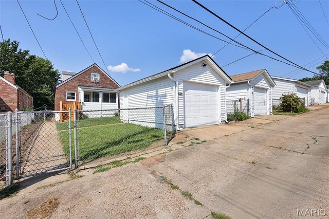 5660 Potomac Street, St Louis, MO 63139