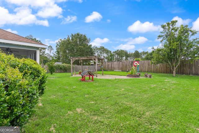 106 Waters Edge Drive, Kingsland, GA 31548