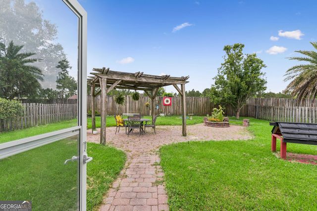 106 Waters Edge Drive, Kingsland, GA 31548