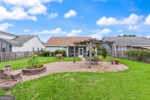 106 Waters Edge Drive, Kingsland, GA 31548