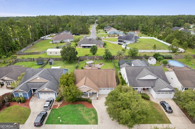 106 Waters Edge Drive, Kingsland, GA 31548