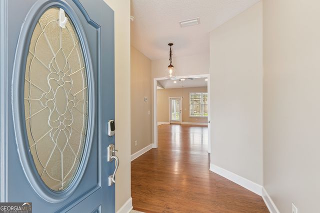106 Waters Edge Drive, Kingsland, GA 31548