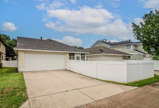 1609 Jasmine Trail, Savannah, TX 76227