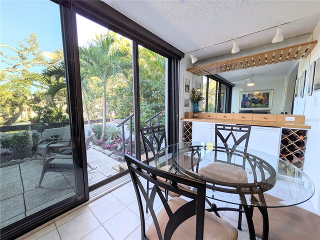 747 BAYPORT WAY 747, Longboat Key, FL 34228