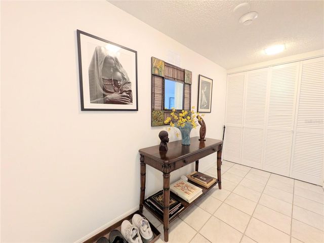 747 BAYPORT WAY 747, Longboat Key, FL 34228