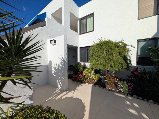 747 BAYPORT WAY 747, Longboat Key, FL 34228