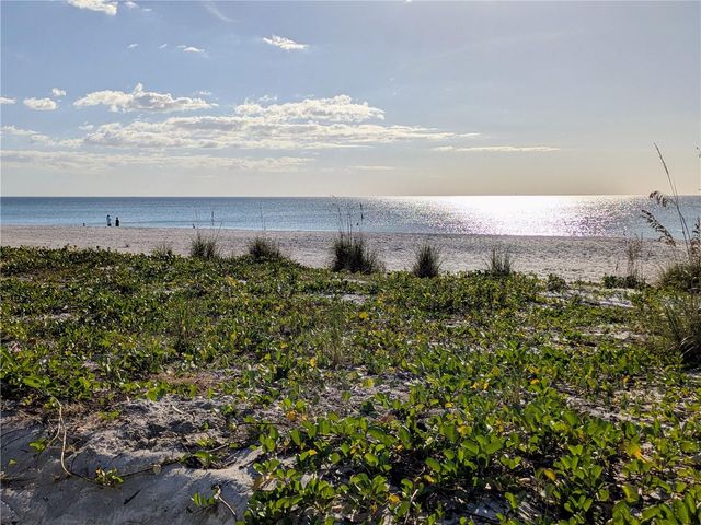 747 BAYPORT WAY 747, Longboat Key, FL 34228