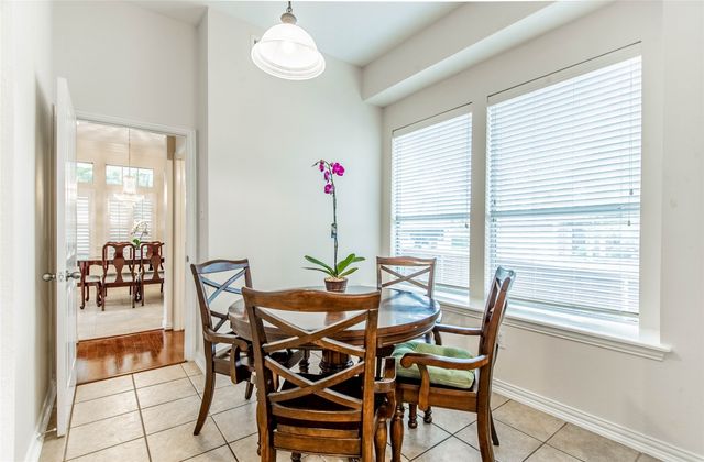 3920 Autumn Lane, Bedford, TX 76021