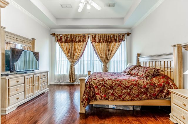 3920 Autumn Lane, Bedford, TX 76021