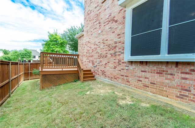 3920 Autumn Lane, Bedford, TX 76021