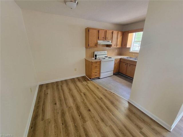3985 E NC Highway 268, Pilot Mountain, NC 27041