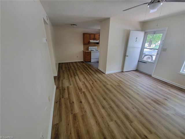 3985 E NC Highway 268, Pilot Mountain, NC 27041