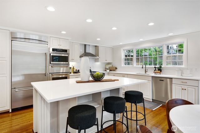 6605 57th Avenue NE, Seattle, WA 98115