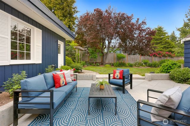 6605 57th Avenue NE, Seattle, WA 98115