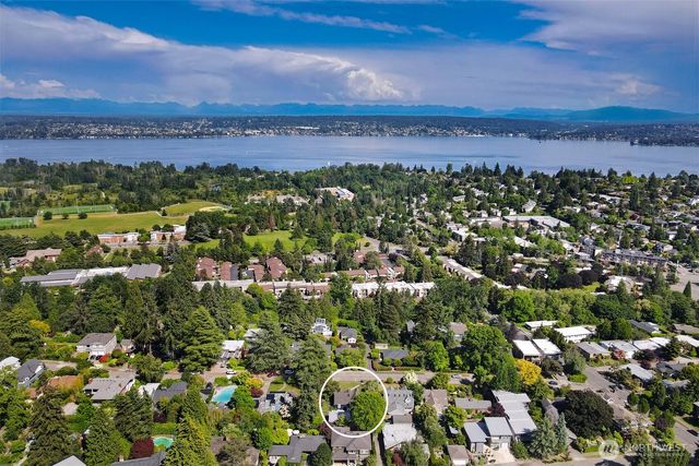 6605 57th Avenue NE, Seattle, WA 98115
