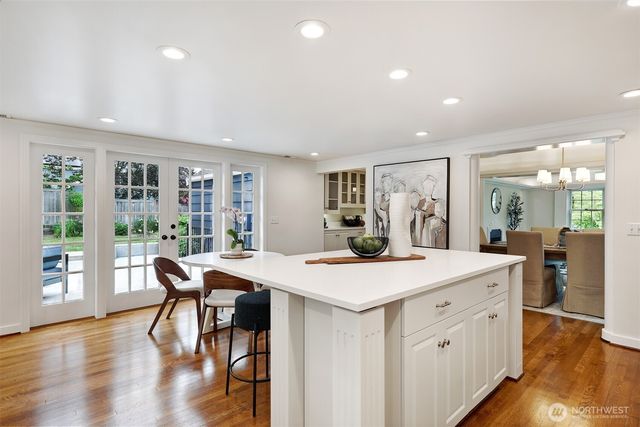 6605 57th Avenue NE, Seattle, WA 98115