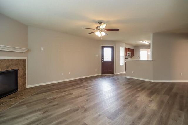 16746 Warbler Drive, Conroe, TX 77385