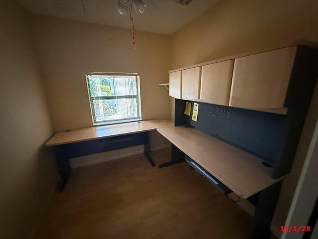 9 Windsor Lane, Boynton Beach, FL 33436