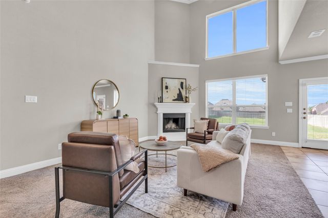 405 Calvert Drive, Midlothian, TX 76065
