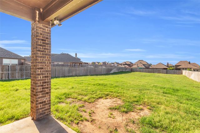 405 Calvert Drive, Midlothian, TX 76065