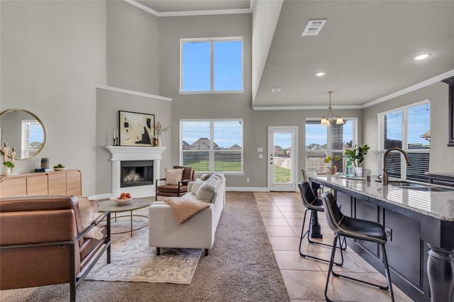 405 Calvert Drive, Midlothian, TX 76065