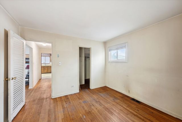 360 N Lincoln Avenue, Villa Park, IL 60181